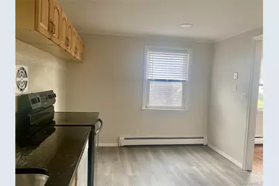 282 Laurel Road #B, East Northport, NY 11731 - Photo 5