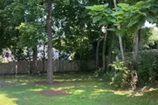 282 Laurel Rd, East Northport, NY 11731 - Photo 21
