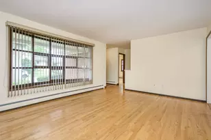 60 Smith St, Glen Cove, NY 11542 - Photo 5