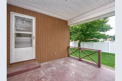 60 Smith Street, Glen Cove, NY 11542 - Photo 29