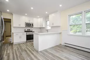 60 Smith St, Glen Cove, NY 11542 - Photo 11