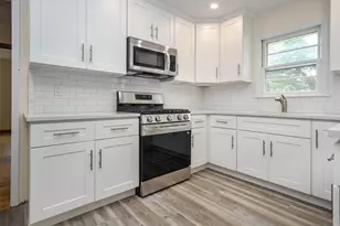 60 Smith St, Glen Cove, NY 11542 - Photo 9