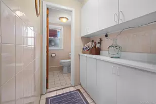 58-19 264th St, Little Neck, NY 11362 - Photo 13