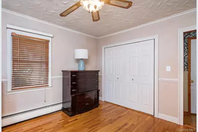 208 Melville Road, South Huntington, NY 11746 - Photo 11