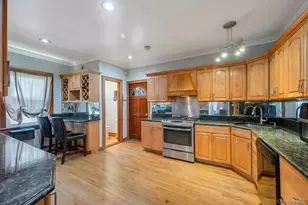 164-26 Grand Central Pkwy, Jamaica, NY 11432 - Photo 17