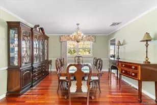 84 Melanie Ln, Syosset, NY 11791 - Photo 15