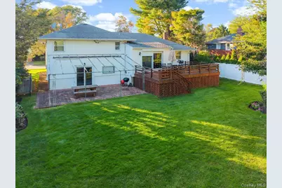 84 Melanie Lane, Syosset, NY 11791 - Photo 29