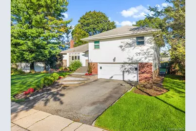 84 Melanie Lane, Syosset, NY 11791 - Photo 3