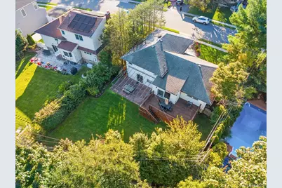 84 Melanie Lane, Syosset, NY 11791 - Photo 31