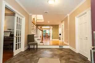 442 Wolf Hill Rd, Dix Hills, NY 11746 - Photo 3