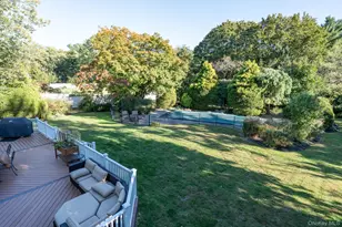 442 Wolf Hill Rd, Dix Hills, NY 11746 - Photo 39