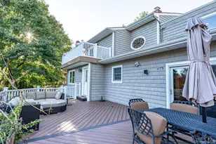 442 Wolf Hill Rd, Dix Hills, NY 11746 - Photo 41