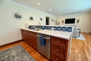 250 Beechwood Ave, Poughkeepsie, NY 12601 - Photo 11
