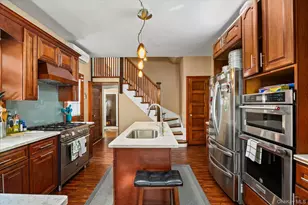 82-73 Beverly Rd, Kew Gardens, NY 11415 - Photo 21