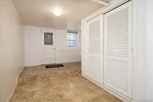 183-11 Dunlop Ave, Saint Albans, NY 11412 - Photo 17