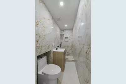 443 Effingham Avenue, Bronx, NY 10473 - Photo 17