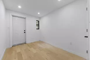 443 Effingham Ave, Bronx, NY 10473 - Photo 11