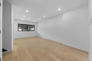 443 Effingham Ave, Bronx, NY 10473 - Photo 15