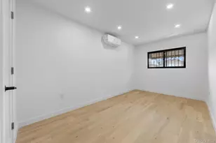 443 Effingham Ave, Bronx, NY 10473 - Photo 7