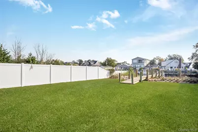 11 Riverdale Avenue, Massapequa, NY 11758 - Photo 31