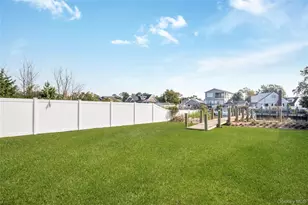 11 Riverdale Ave, Massapequa, NY 11758 - Photo 31