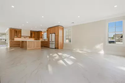 11 Riverdale Avenue, Massapequa, NY 11758 - Photo 11