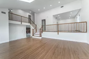 1066 Cedarhurst St, Woodmere, NY 11581 - Photo 15