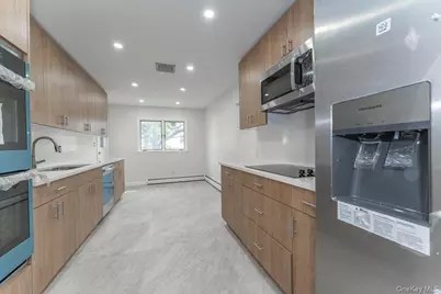 1066 Cedarhurst Street, Woodmere, NY 11581 - Photo 5