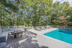 30 Squires Blvd, Hampton Bays, NY 11946 - Photo 19