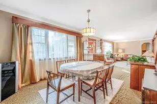 5 Everest Ct, Huntington Station, NY 11746 - Photo 11