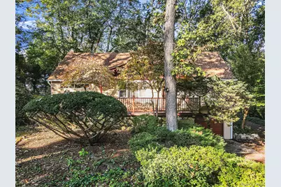 5 Everest Court, Huntington Station, NY 11746 - Photo 3
