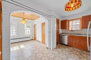 12-40 Beech Ct, College Point, NY 11356 - Photo 5
