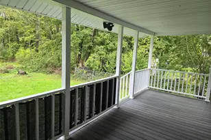 300 Lakeside Rd, Newburgh, NY 12550 - Photo 17