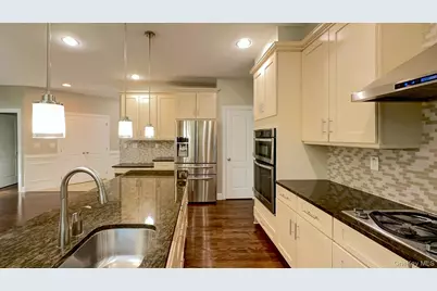 17 Chestnut Street, Hopewell Junction, NY 12533 - Photo 5