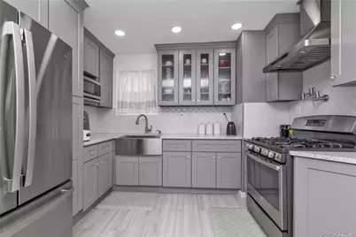 142-34 Sutter Avenue, Jamaica, NY 11436 - Photo 5