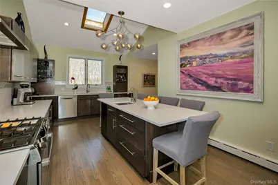 201 Bardonia Road, Nanuet, NY 10954 - Photo 11