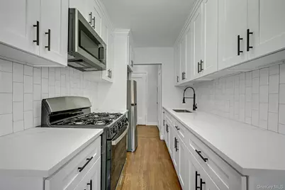 10 Oakridge Place #5D, Eastchester, NY 10709 - Photo 5