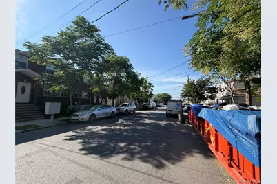 827 Pine Street, Brooklyn, NY 11208 - Photo 17