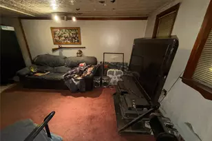 827 Pine St, Brooklyn, NY 11208 - Photo 15