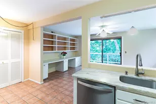 137 Stone Meadow, South Salem, NY 10590 - Photo 11