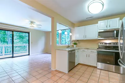 137 Stone Meadow #137, South Salem, NY 10590 - Photo 9