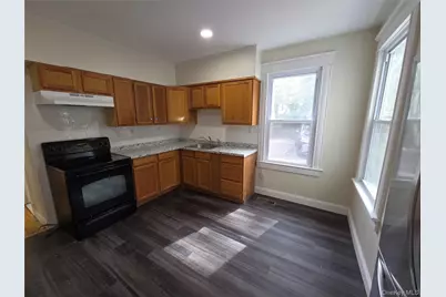 16 Gray Street, Poughkeepsie, NY 12603 - Photo 5