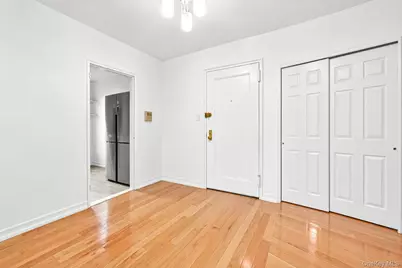 140-08 28th Road #5F, Flushing, NY 11354 - Photo 3