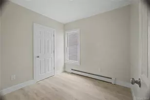 214 Winnikee Ave, Poughkeepsie, NY 12601 - Photo 9