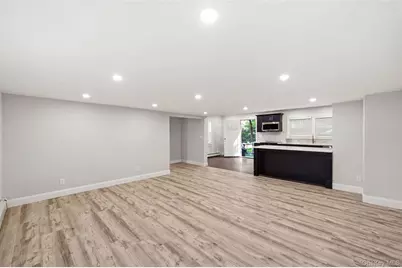 24 Flagpole Lane, East Setauket, NY 11733 - Photo 5