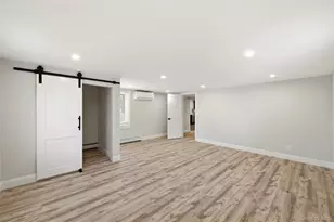 24 Flagpole Ln, East Setauket, NY 11733 - Photo 9