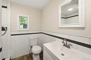 24 Flagpole Ln, East Setauket, NY 11733 - Photo 11