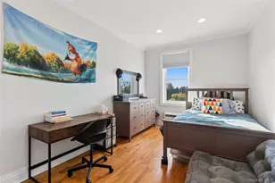 111 7th St, Garden City, NY 11530 - Photo 17