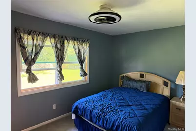 245 N Sunrise Service Road, Manorville, NY 11949 - Photo 11