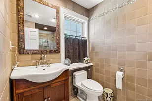 1325 Harbor Rd, Hewlett, NY 11557 - Photo 25
